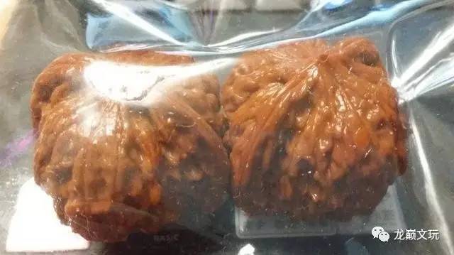 核桃盘出玛瑙红技巧,怎样看出核桃是否能盘红