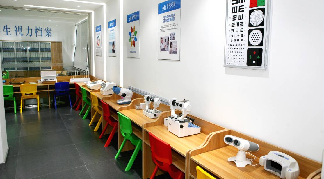 孩子近视家长不给戴眼镜怎么办,孩子近视了请家长不要太焦虑