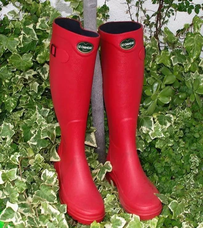 好看又实用的小雨靴推荐,最新款的雨靴好穿又好看