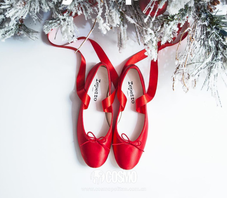 下周穿什么,如何将平底鞋穿得时髦又显腿长