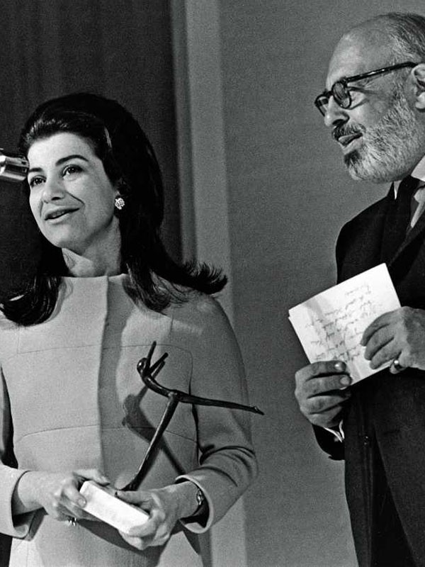 赤足小子的逆袭——隐形凉鞋背后的传奇(下)