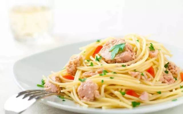 金枪鱼罐头的吃法大全图解,金枪鱼罐头美食