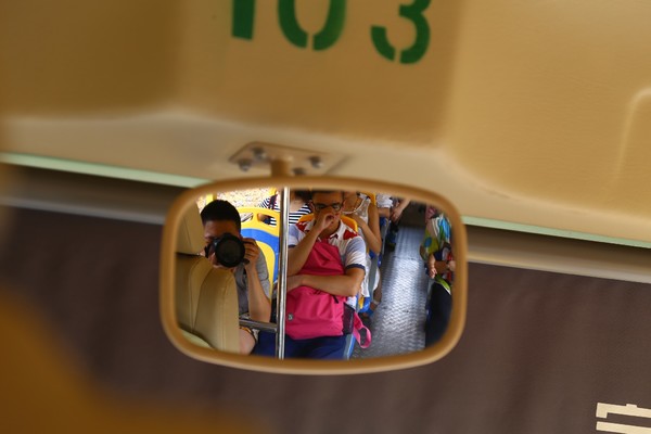 在三亚总有一片海属于一个人,在三亚椰梦长廊海边