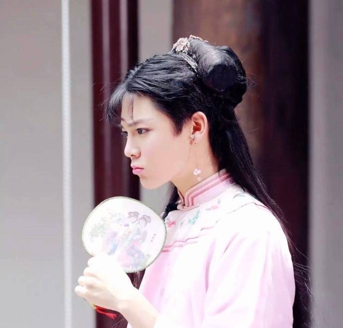 看八卦明星热门视频,马天宇鹿晗穿女装