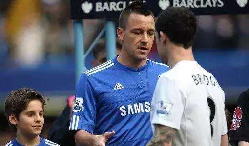 足坛十大反目为仇兄弟组合,足坛冤家对头