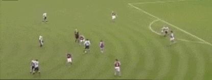 足坛十大反目为仇兄弟组合,足坛冤家对头