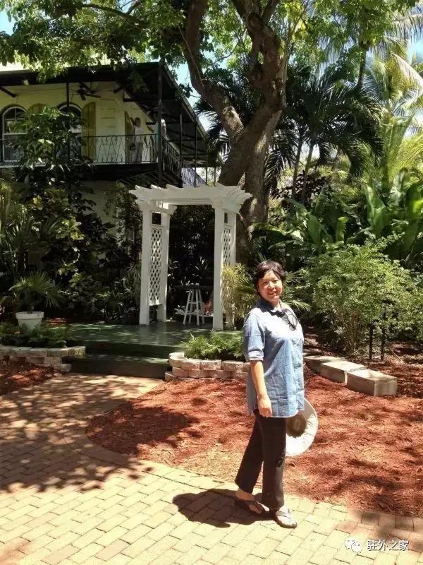 扛过枪、渡过江、下过乡的60岁“中国大妈”如何在花甲之龄闯非洲！｜