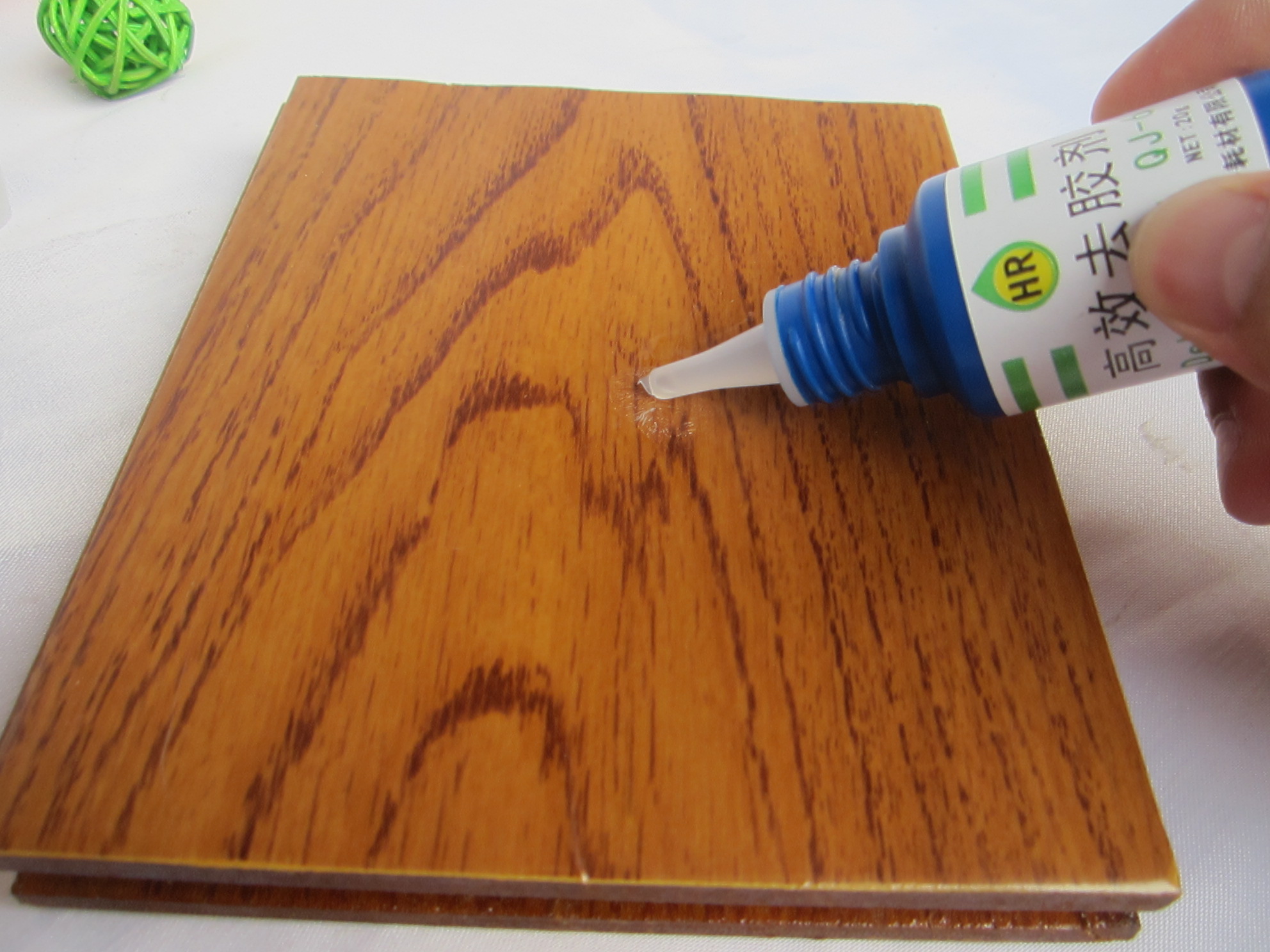 502胶水怎么去除掉,502胶水怎么洗掉最简单的方法