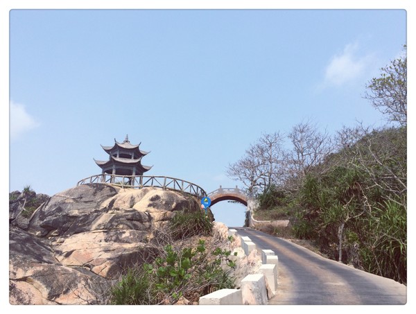 在三亚总有一片海属于一个人,在三亚椰梦长廊海边