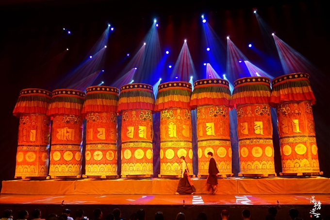 这一场演出带你走进神秘的藏地,探寻悠久的文明!