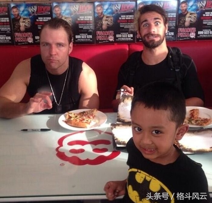 wwe选手温情,wwe正派vs反派4v4