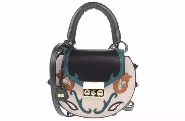 杨幂高圆圆周冬雨,杨幂高圆圆时装