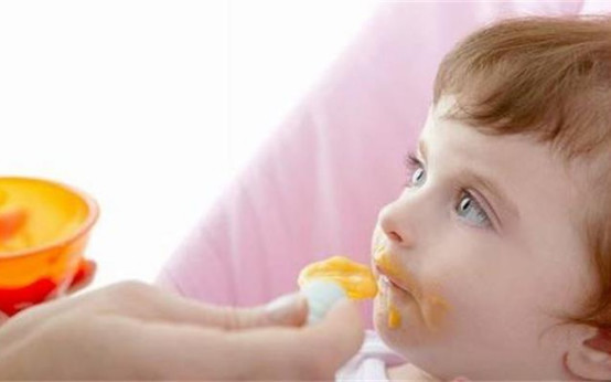婴幼儿辅食添加存在问题有什么,刚开始添加辅食注意事项