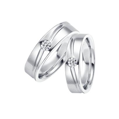 下半年要结婚的妹子去看看它家的钻饰，今天有折扣