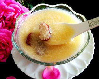 十大养胃粥红薯小米粥功效,清晨的小米粥暖心又养胃