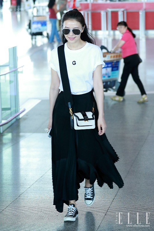 小黑鞋女款2022爆款百搭防臭,耐脏百搭小黑鞋