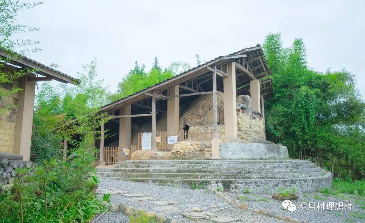成都明月村值得去吗,成都附近的明月村在哪里