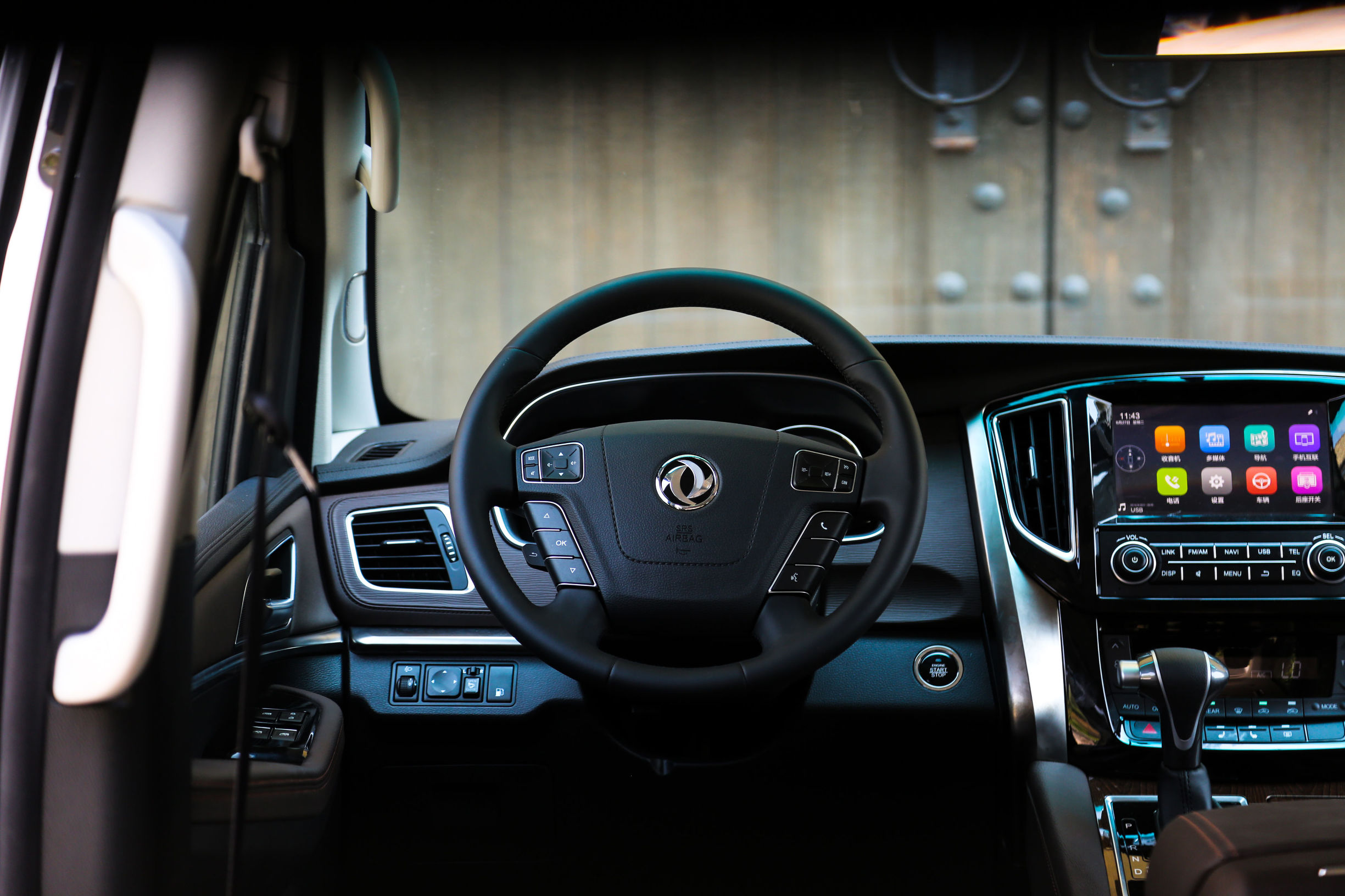 有哪种车后排可以放平睡觉,这款车的后排到底有多舒适