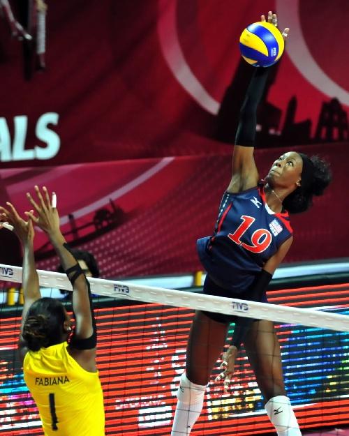 女排生孩子的球员,生了个孩子还能打排球的女排队员