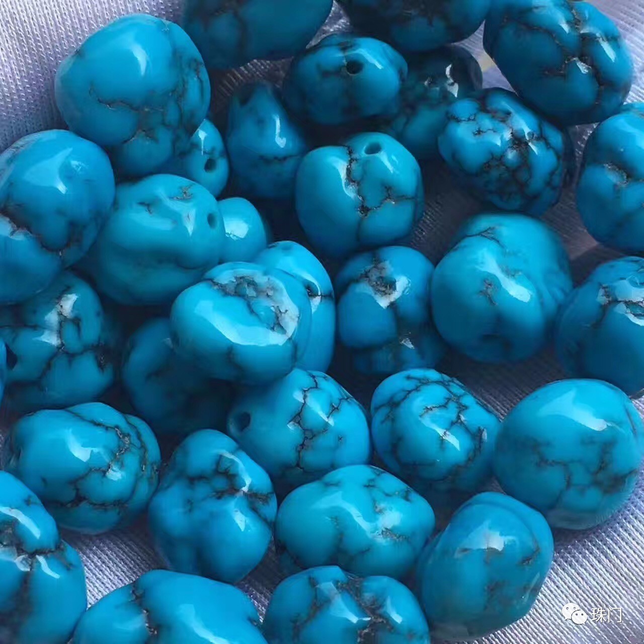 新买的绿松石没有光泽,刚买回来的绿松石要泡油吗