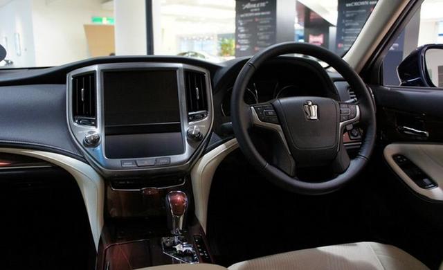 日本皇冠与一汽皇冠对比,日本皇冠和国内皇冠对比