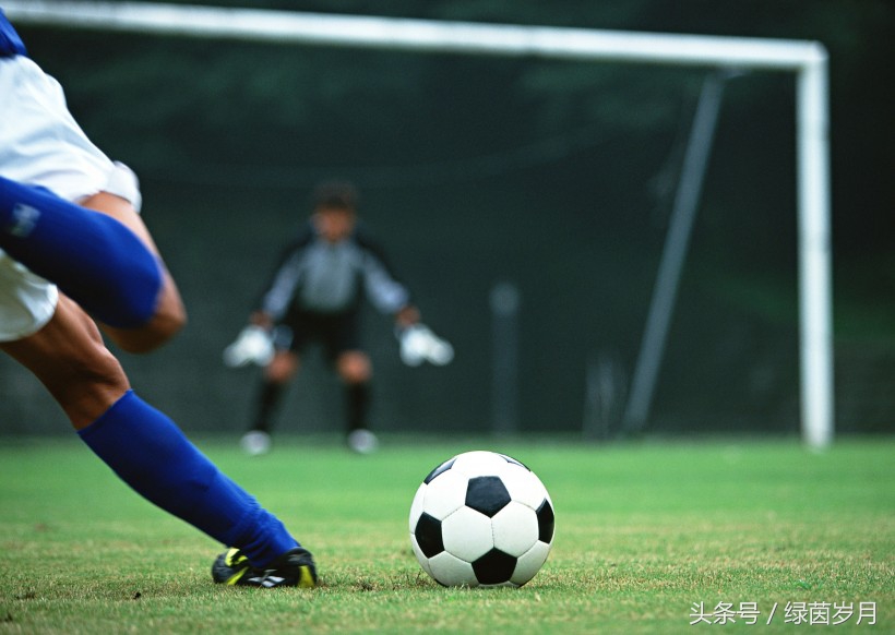 如何训练射门力量和准度,如何训练射门的爆发力
