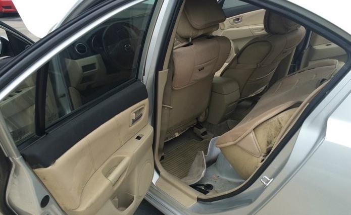 2万块钱买了个20万公里的车,2万块钱买马自达6