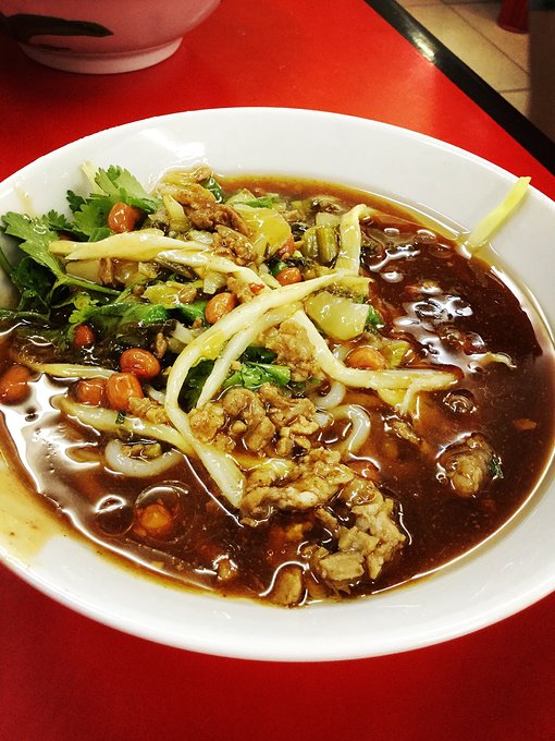 三亚呀诺达半天能玩完么,三亚旅游哪里吃海鲜最便宜