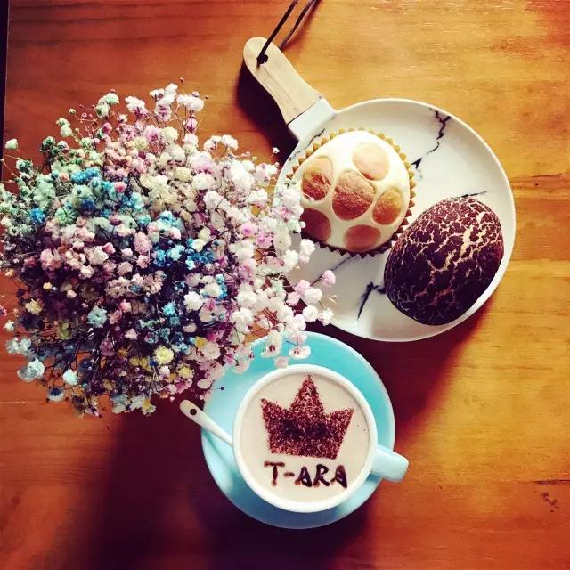 百家湖cbd,百家湖开放式美食街