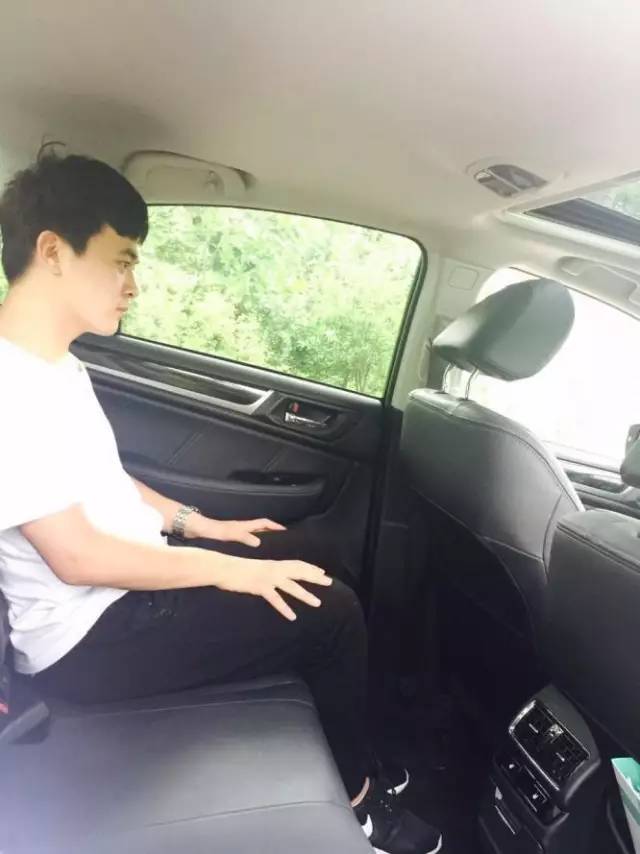 斯巴鲁力狮视频评测懂车帝,斯巴鲁力狮第一人称试驾