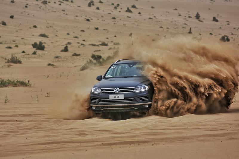 途锐内饰变化,途锐二代和三代变化