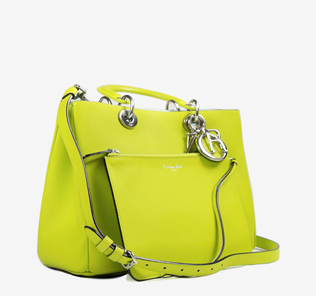 花了几百块买的lv怀疑是假的,花一万多买了lv包值得吗