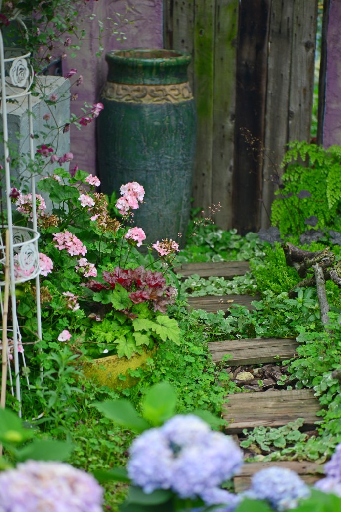成都玛莉亚色彩花园,成都玛莉亚色彩花园电话