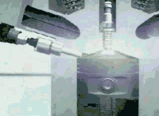 汽车爆震通俗解释,汽车爆震传感器怎么判断坏了