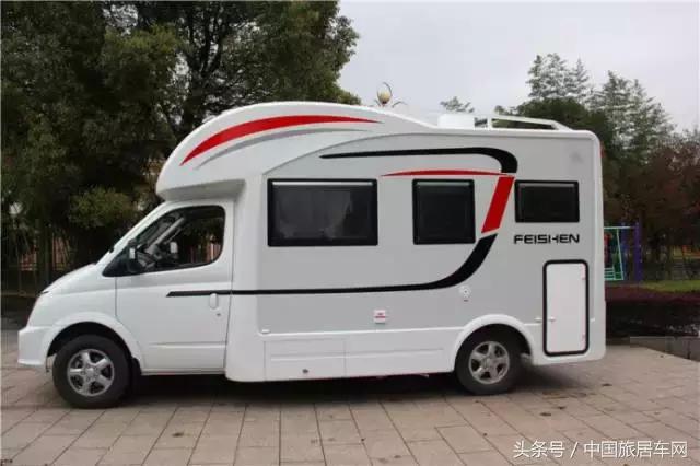 飞神双拓展自动挡c型房车蓝牌,大通房车c型房车价目表