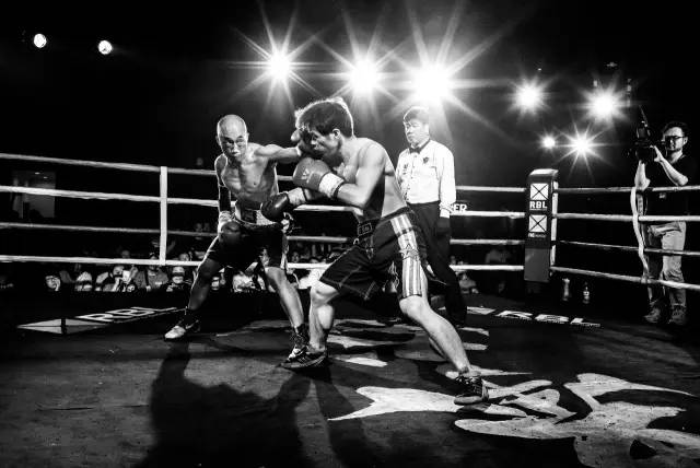 永不言弃交火,永不言弃拳击赛视频