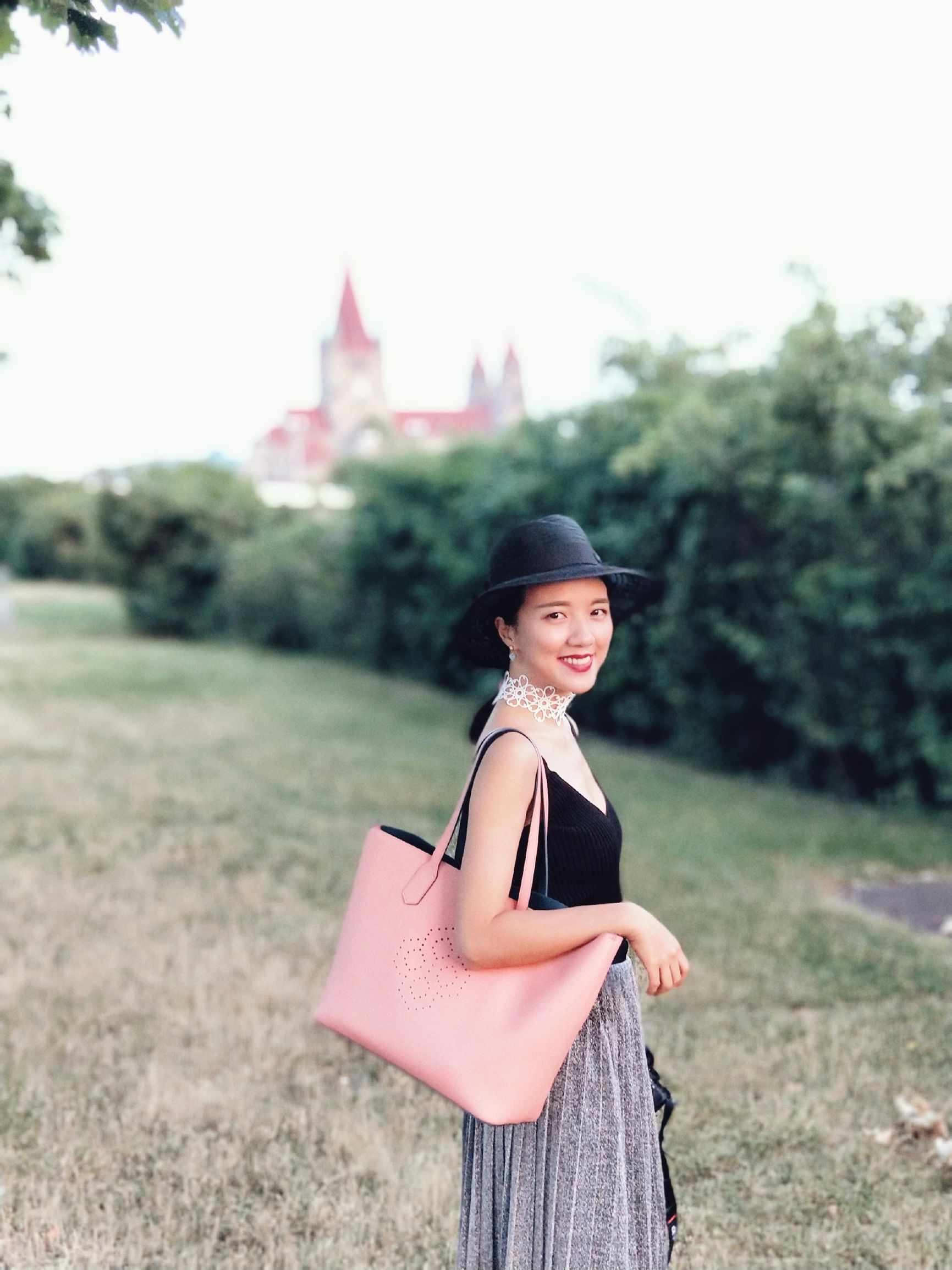 旅游如何让自己的气质更好,手机怎样拍出商品高级感视频