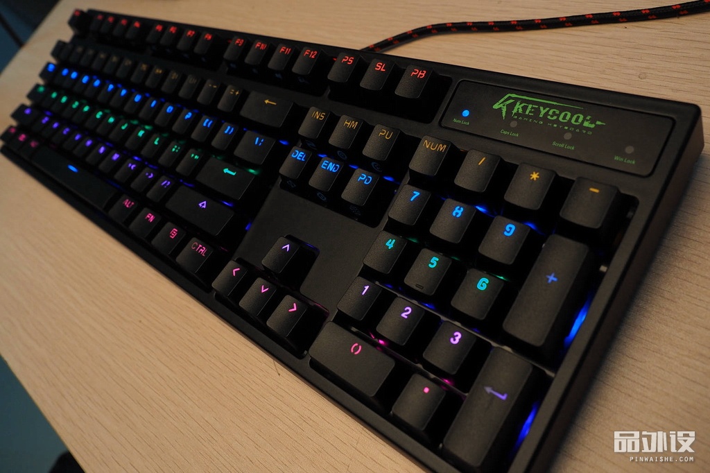 凯酷104荣耀键盘灯光调节,凯酷68键机械键盘拆解