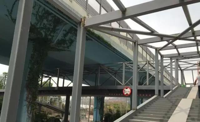 10座天桥惊艳了整个深圳,天桥区脏乱差