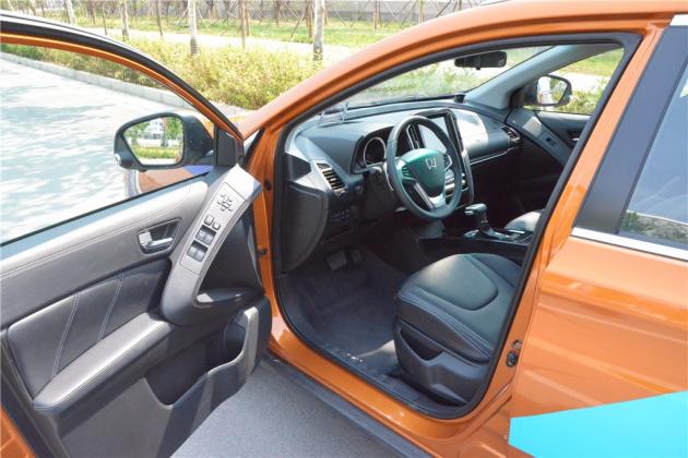 试驾纳智捷优六,最新的纳智捷优6