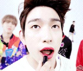 为什么我买的口红只会沾杯,为啥越大牌口红越容易沾杯