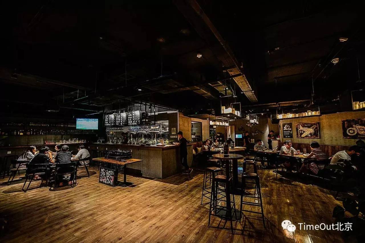 一口气喝了25家精酿酒馆，只为给你一份消夏清单