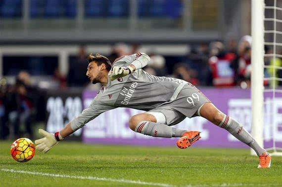 一切向钱看继续努力,从资本等要素看中国足球