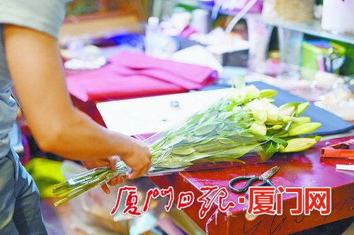 “鲜花包月”服务在厦门悄然兴起保鲜是个问题