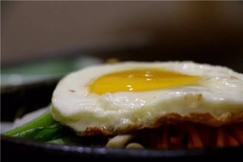 一碗不正经的肥牛饭,下班去哪吃