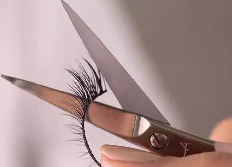 赵丽颖杨幂受追捧,赵丽颖杨幂共用一个化妆师