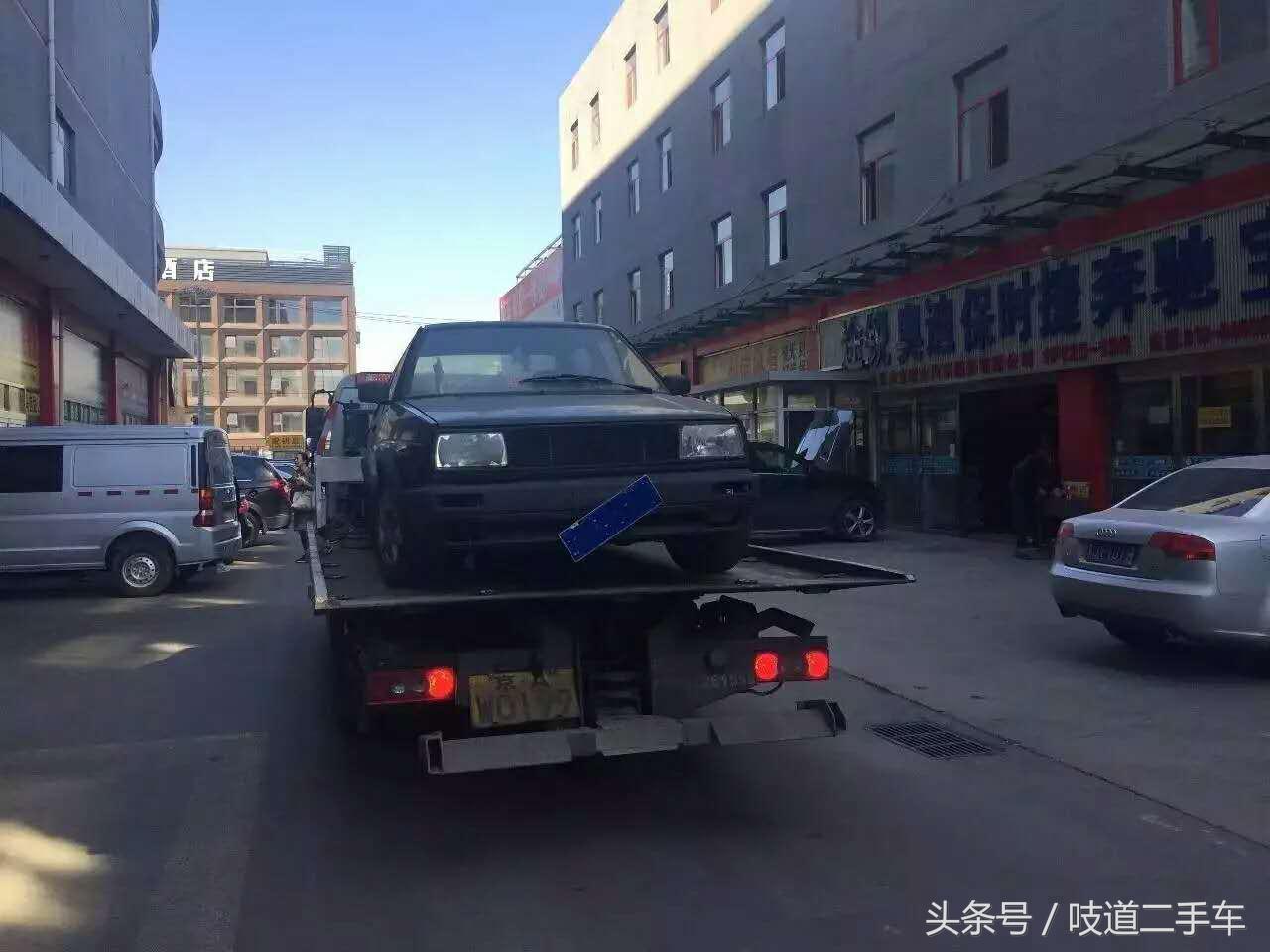 爆改五菱不算啥，氮气加速的捷达来虐他