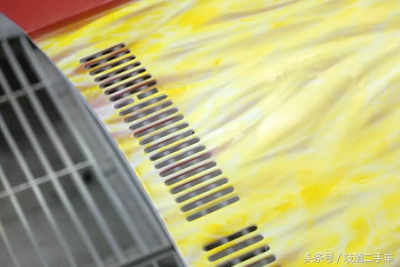 爆改五菱不算啥，氮气加速的捷达来虐他