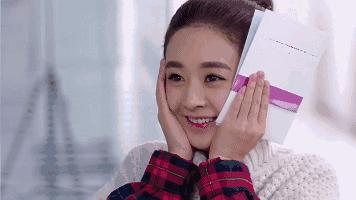 眉毛画粗一点显脸小,眉毛画细点是不是显得眼睛大