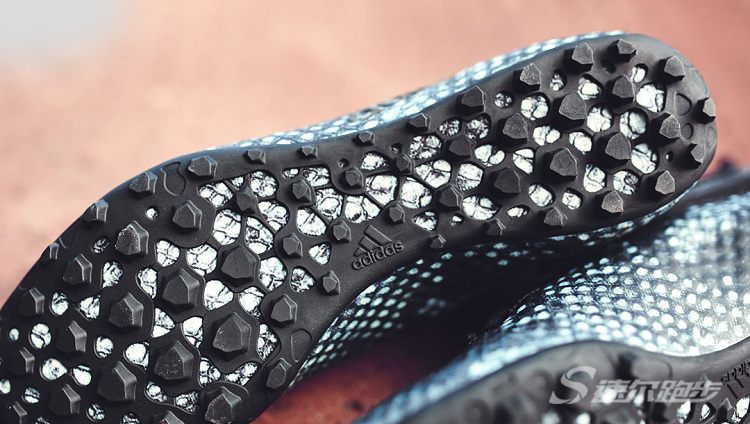 足球鞋子科普,足球鞋知识科普之如何挑选足球鞋